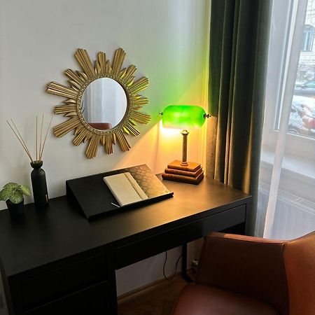 Apartment 5 Min Schoenbrunn Gloriette, Direct To City Center, Free Parking Vienne Extérieur photo