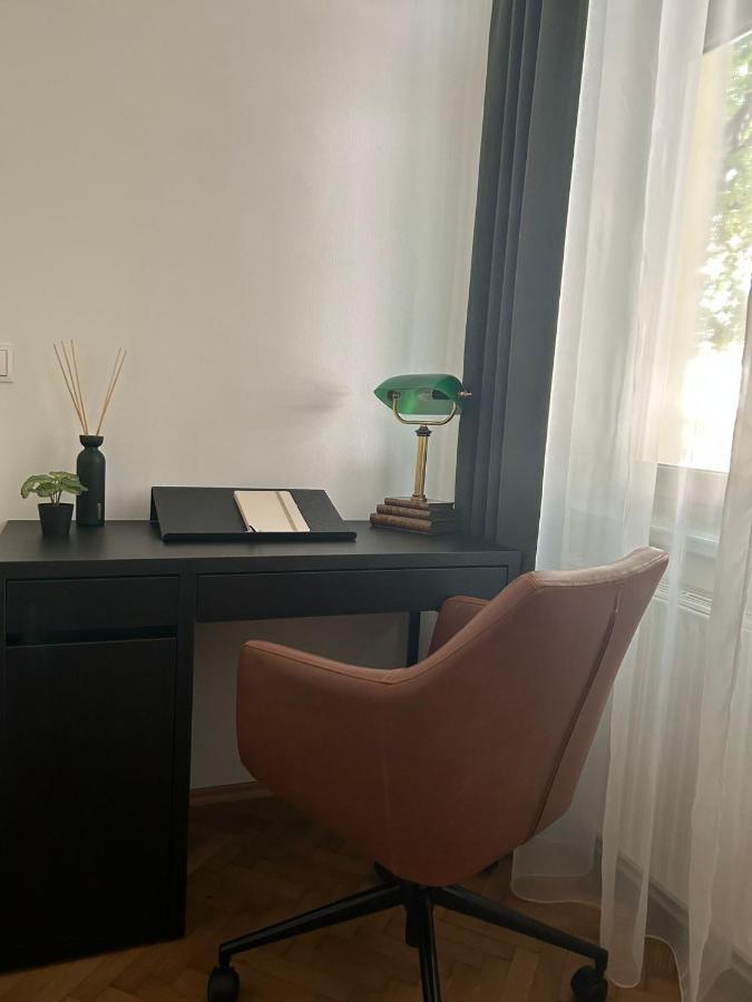 Apartment 5 Min Schoenbrunn Gloriette, Direct To City Center, Free Parking Vienne Extérieur photo