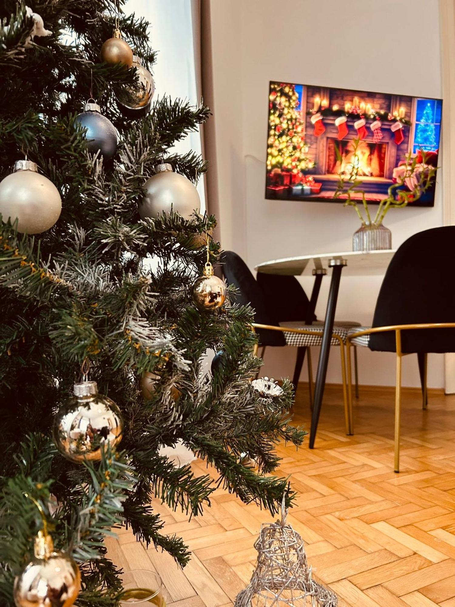 Apartment 5 Min Schoenbrunn Gloriette, Direct To City Center, Free Parking Vienne Extérieur photo